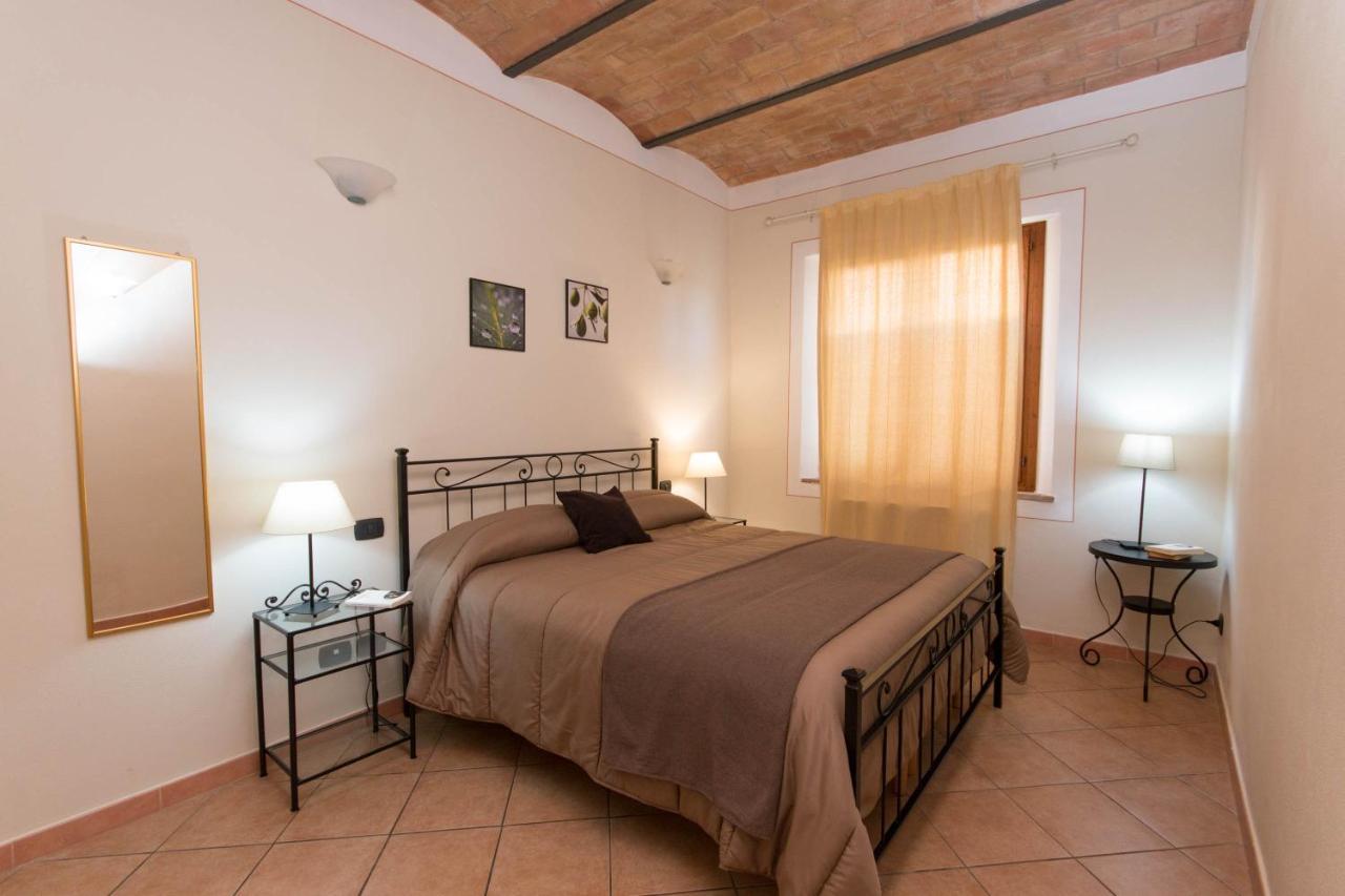 Costalpino Agriturismo Podere Camollia מראה חיצוני תמונה