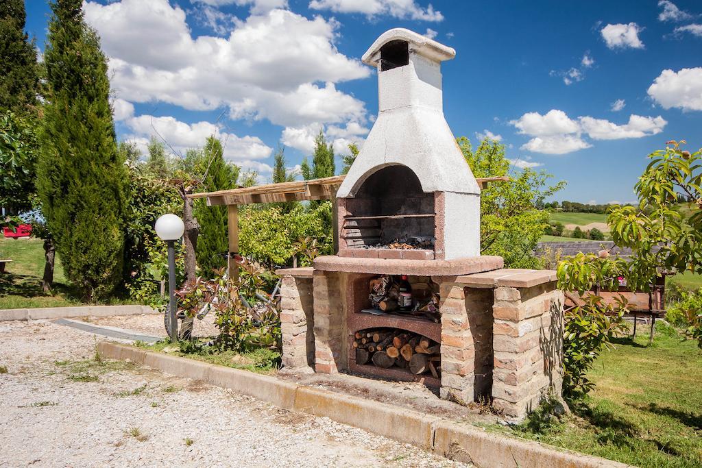 Costalpino Agriturismo Podere Camollia מראה חיצוני תמונה