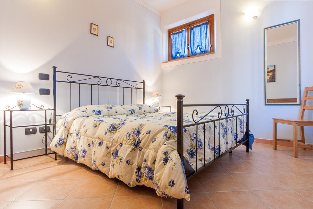 Costalpino Agriturismo Podere Camollia חדר תמונה